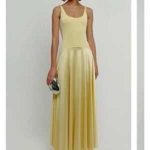 Butter Yellow Curved Drop
Waist Maxi Dress- Yellow Bridesmaids dress